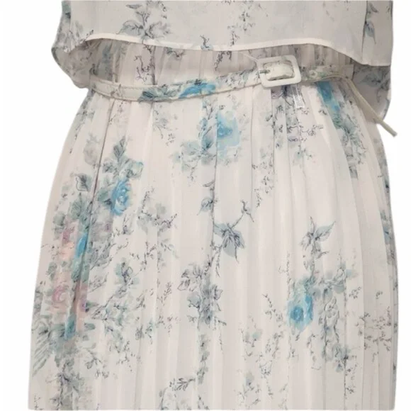 LC Lauren Conrad floral pleated midi dress with belt - Picture 3 of 5